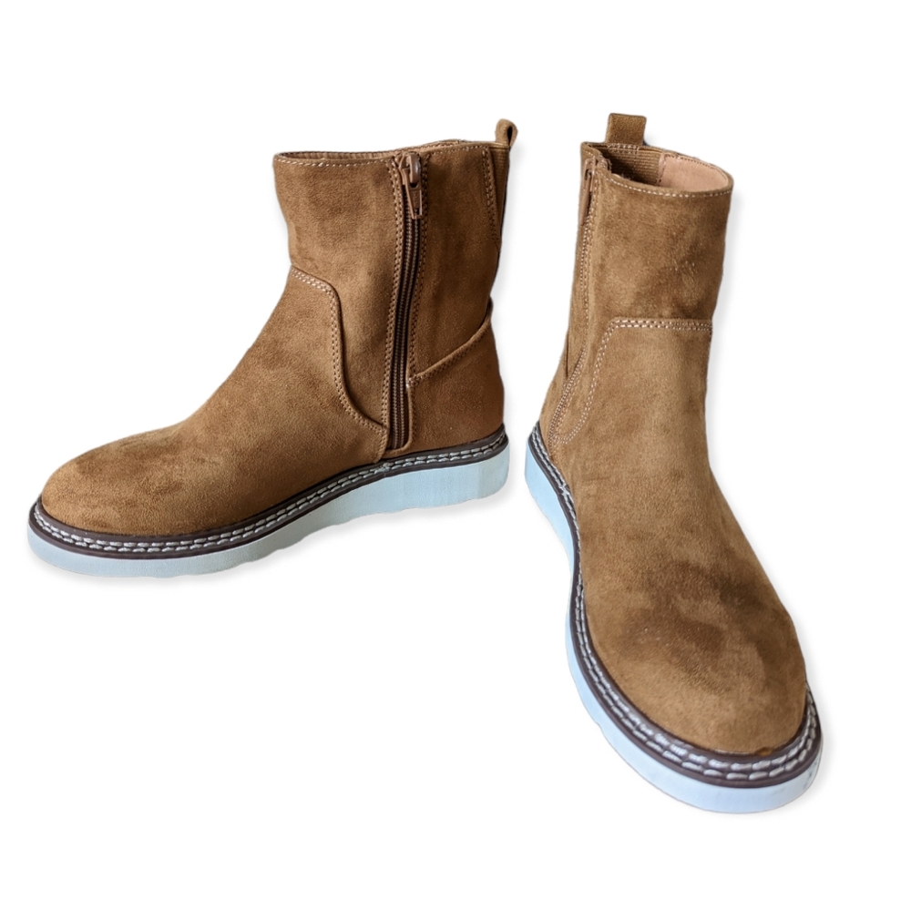 New Women's Callah Pull-On Boots - Universal Thread Chestnut Size 6, Brown